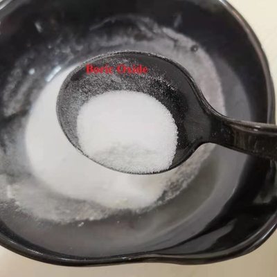 Óxido industrial Crystal Diboron Trioxide Powder blanco del boro del grado